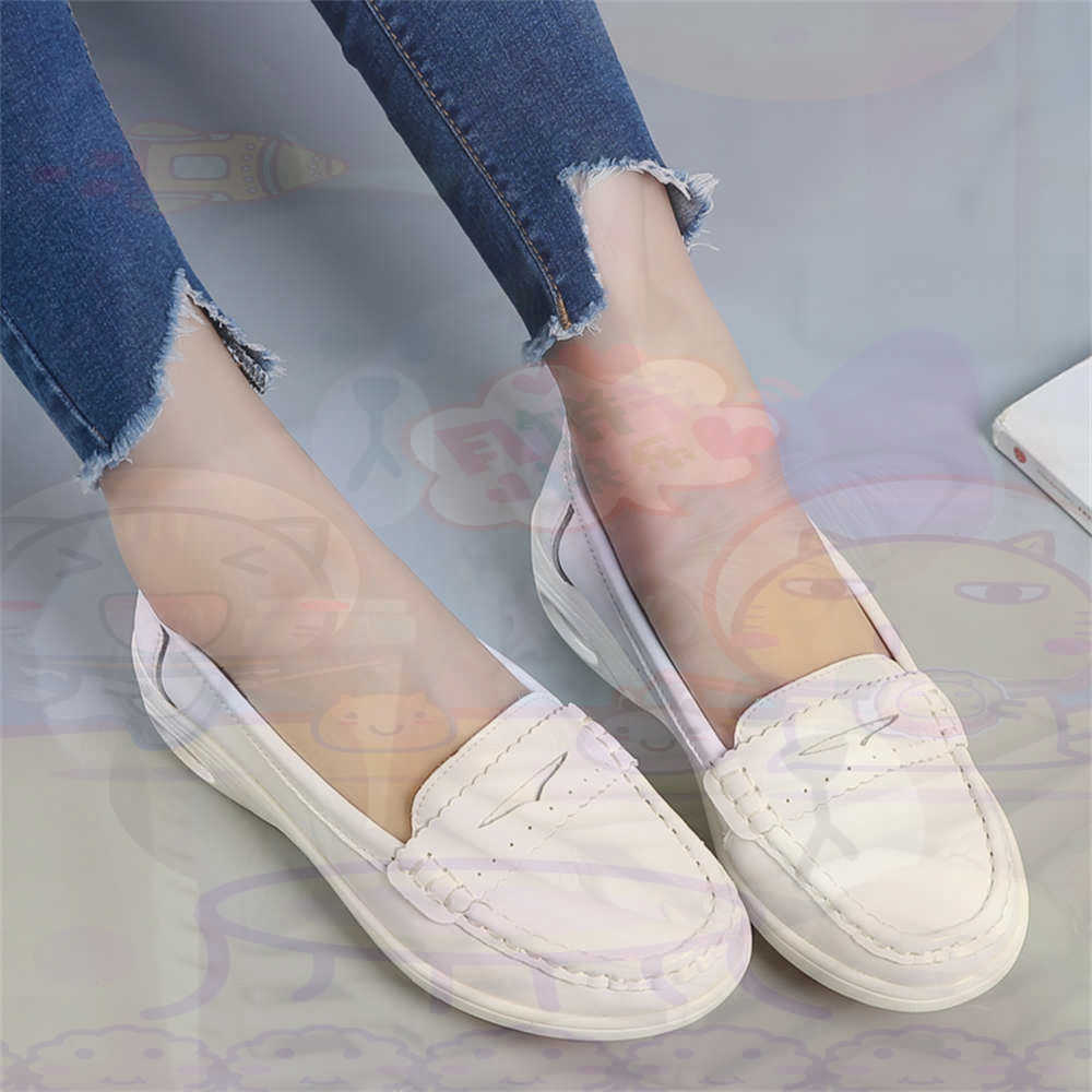 Women'S Fashion From The 50S - Yumuşak Slip-on Bayan Büyük Boy Ayakkabı